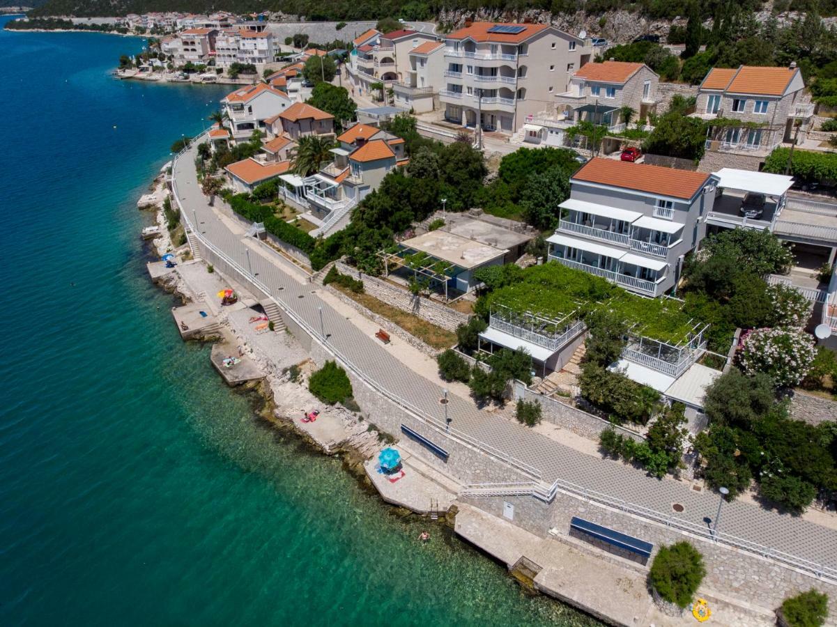 Apartments Lukrecia Неум Экстерьер фото