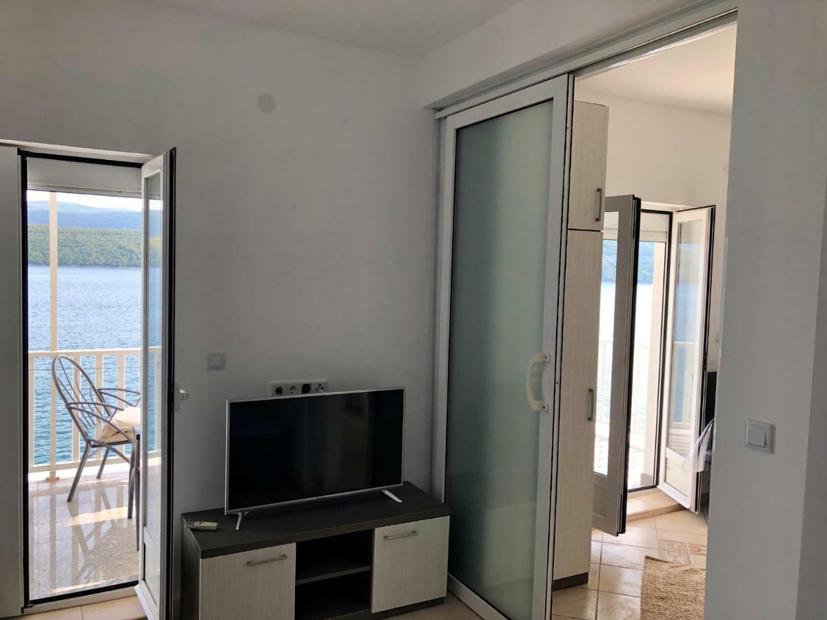 Apartments Lukrecia Неум Экстерьер фото